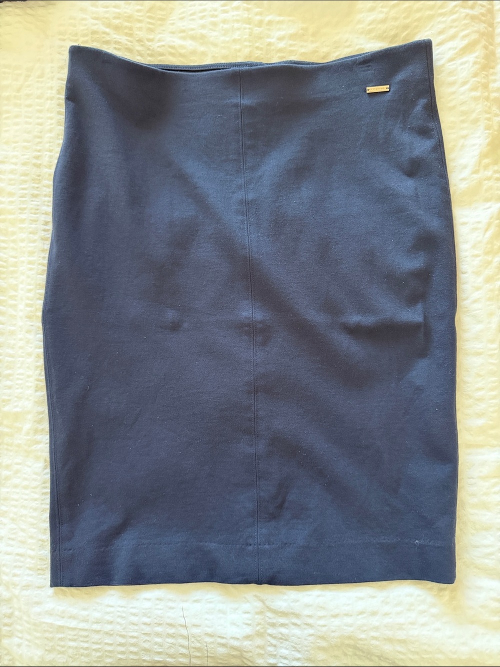 T Tahari Navy Blue Pencil Skirt - Sleek Office Staple